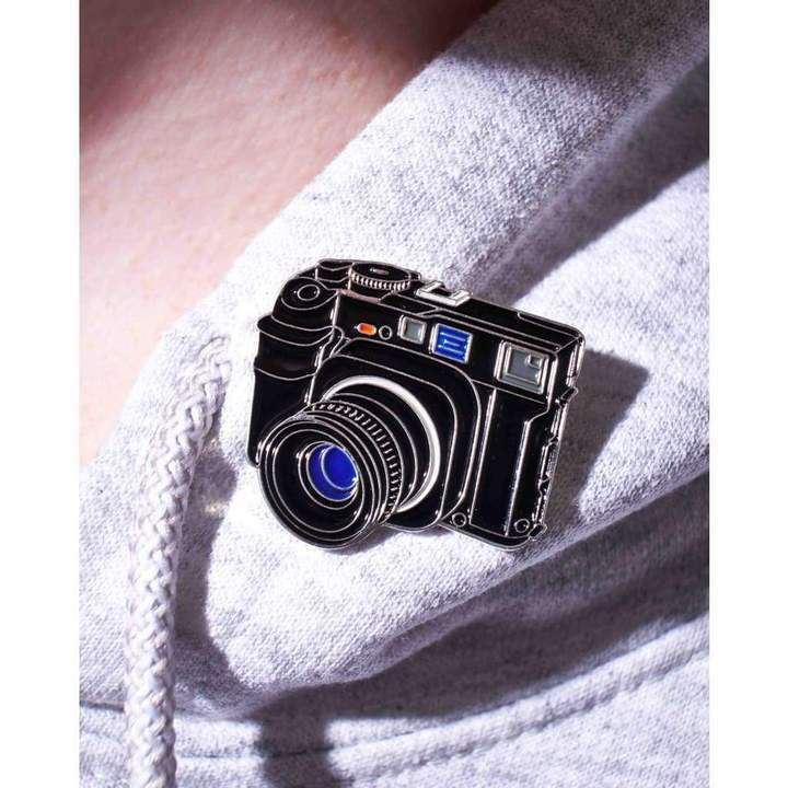original Official Exclusive Mamiya 7 - Medium Format film Camera Lapel Pin Badge