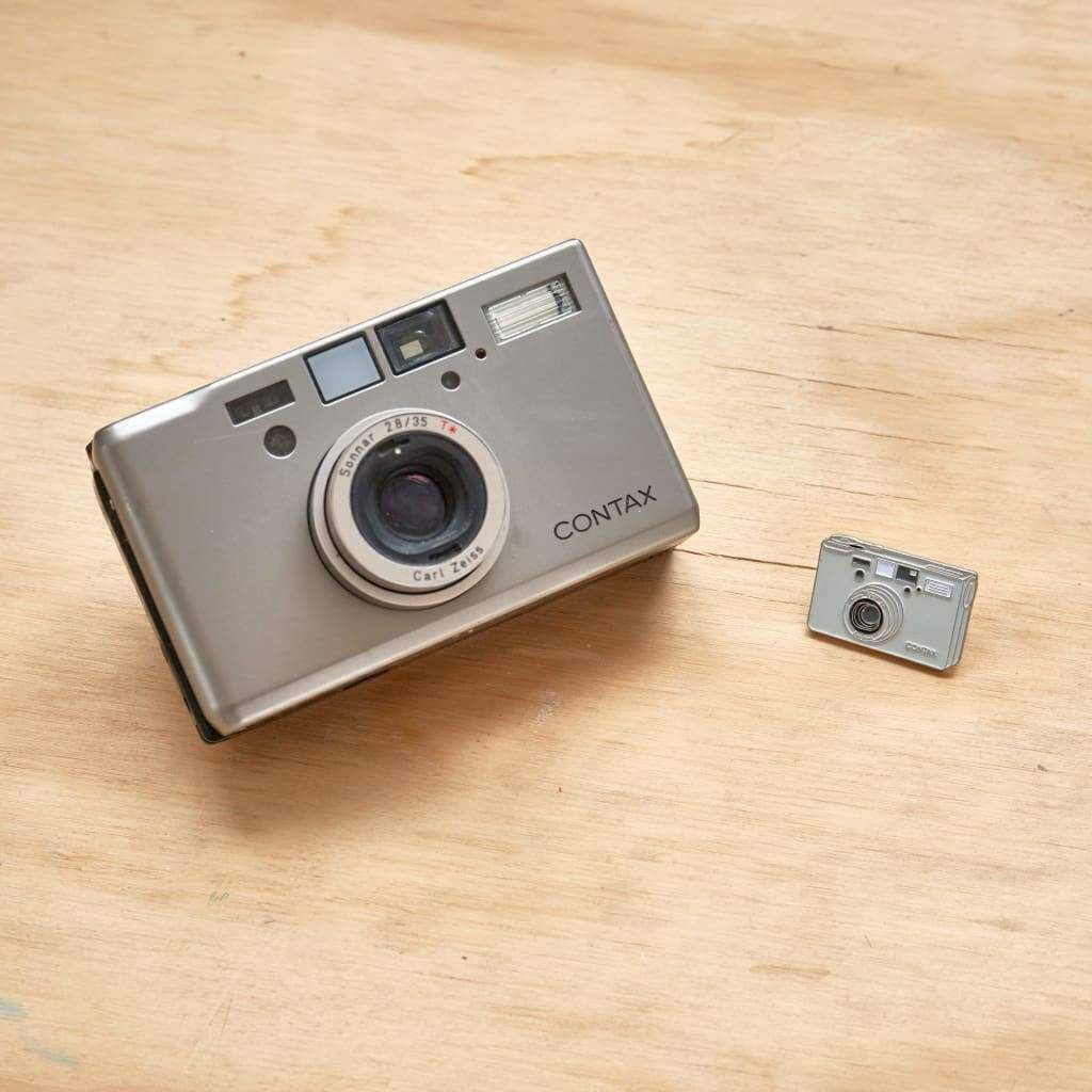 original Official Exclusive Contax T3 compact Camera emblem Lapel Pin Badge (UK)