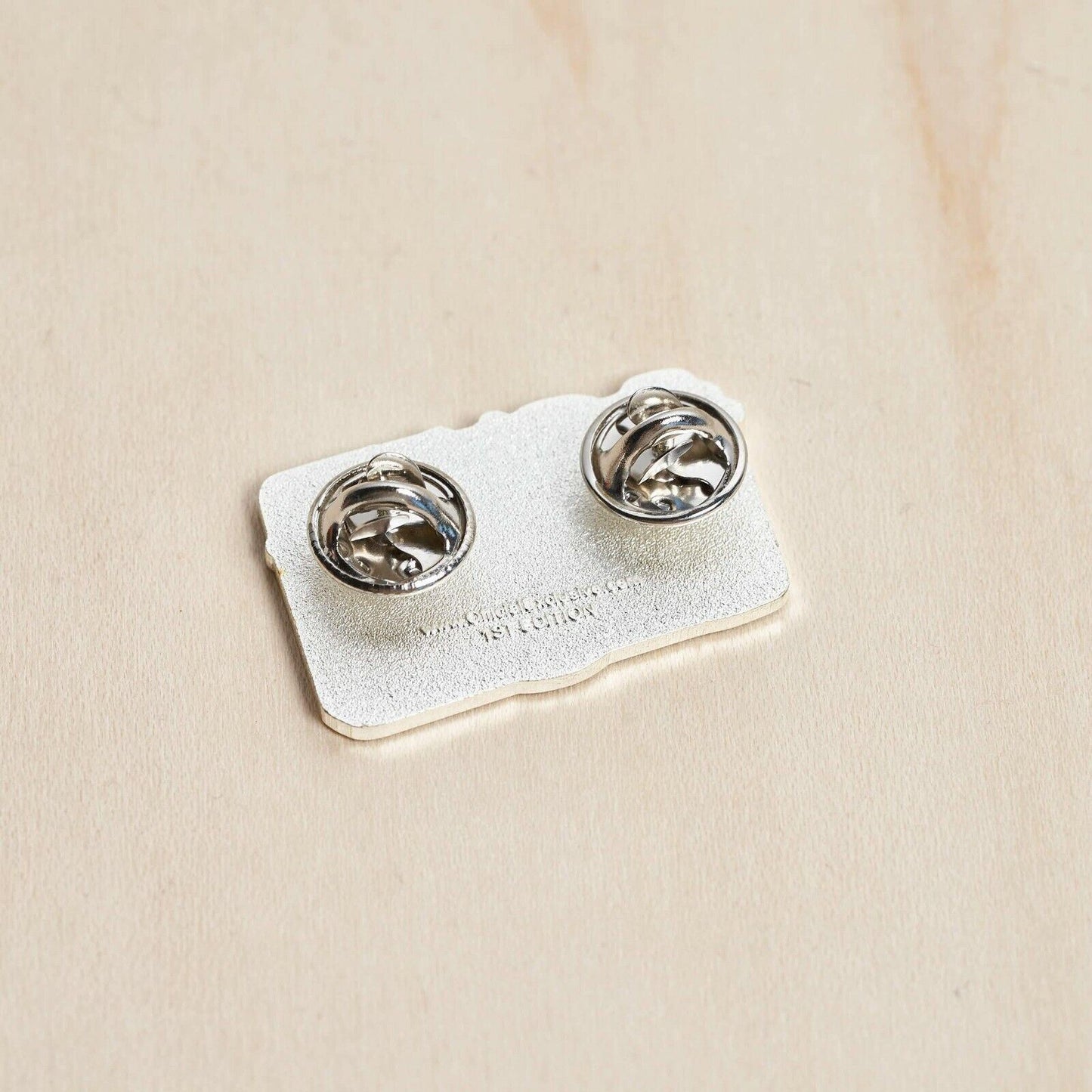 original Official Exclusive Leica iiic m39 SLR emblem Lapel Pin Badge (UK) BNIP