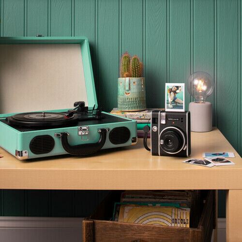 Fujifilm Instax Mini 40 Instant Camera Package with 30 Shots Film in Black (UK)