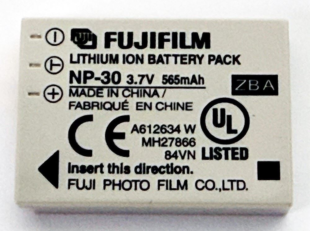 Original FUJIFILM NP-30 Lithium-ion Battery for F440, F450 Camera (UK Stock) NEW