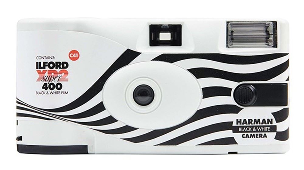ILFORD XP2 Super 400 B&W Single Use 27 exp Disposable Film Camera – Exp. 08/2028