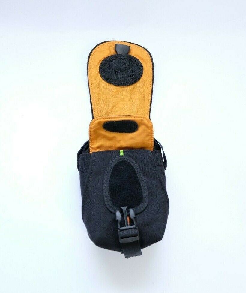 Crumpler Pretty Boy 220 XXS Black/Orange for compact cameras (UK stock) BNIP NEW