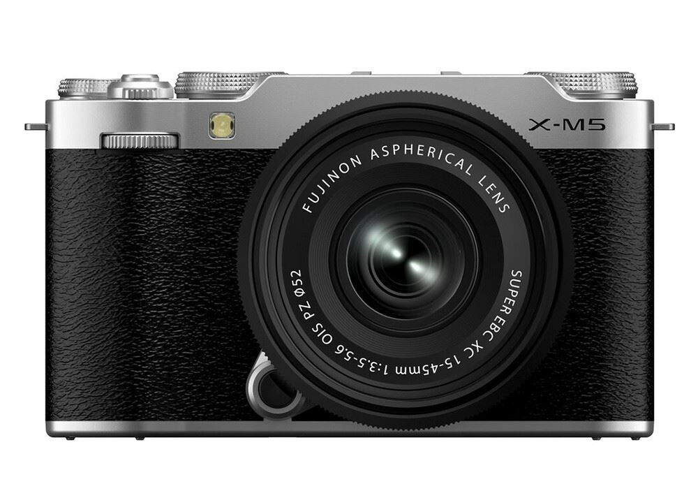 FUJIFILM X-M5 Mirrorless 26.1 MP Camera + 15-45mm Lens - Silver  (UK Stock) BNIB
