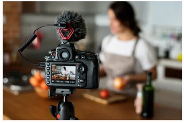 Boya BY-MM1+ Camera Condenser Shotgun Video Microphone Vlogging  (UK Stock) BNIB