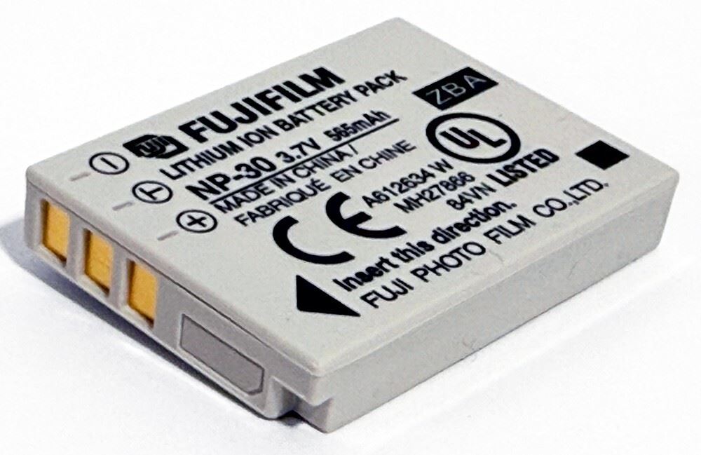 Original FUJIFILM NP-30 Lithium-ion Battery for F440, F450 Camera (UK Stock) NEW