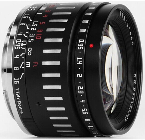 TTArtisan 35mm F0.95 Lens APS-C Format Fuji film X F Mount Camera Black & Silver