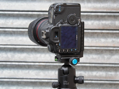 Pig Iron LB-1 L-Bracket. Arca Swiss Compatible Quick Release Camera Tripod Plate