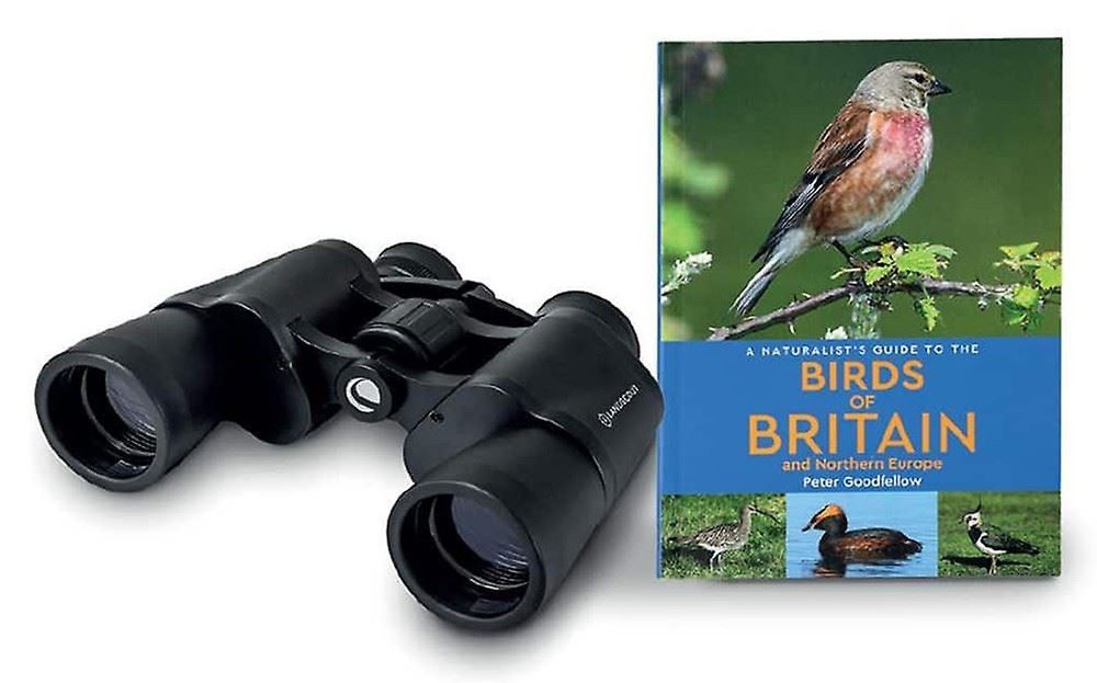 Celestron Birder Starter Kit - LandScout 8x40 Porro Prism Binocular + Book 73152